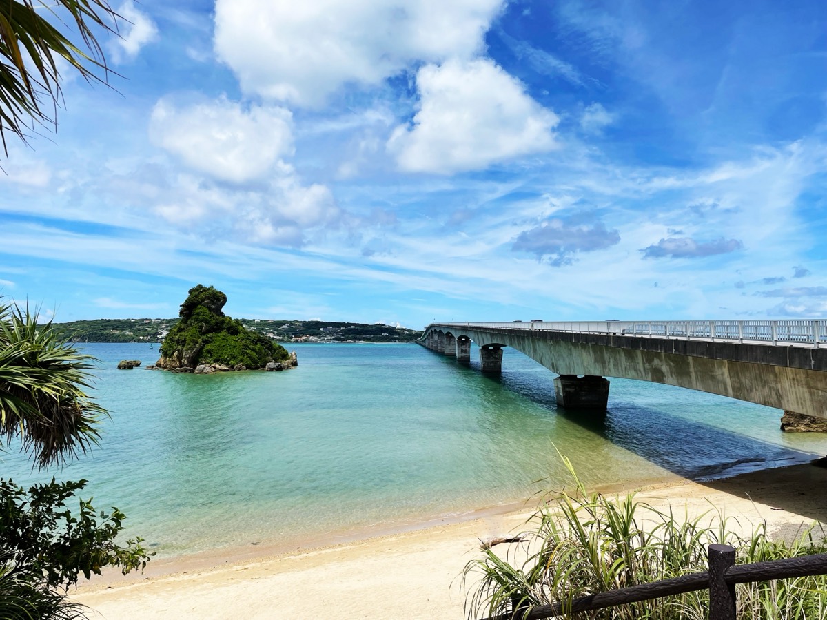 The view over Kouri Bridge from the south-end viewpoint