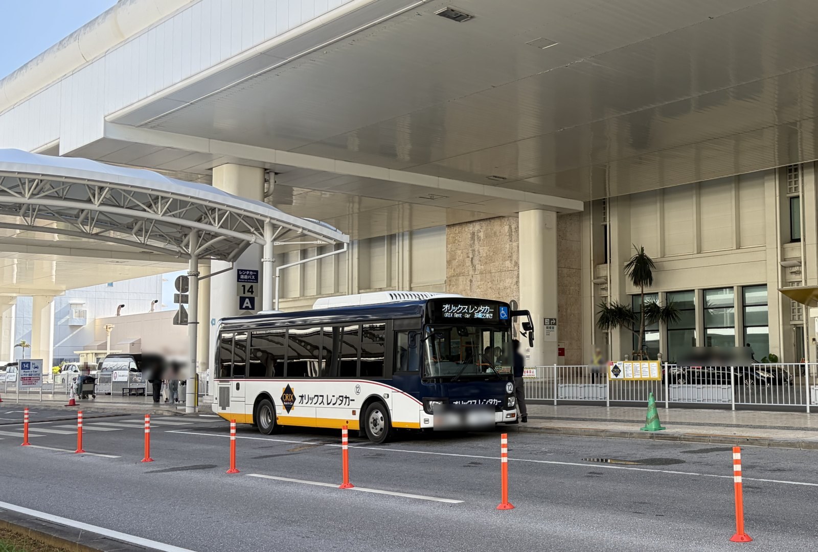 那覇空港1階ののりば
